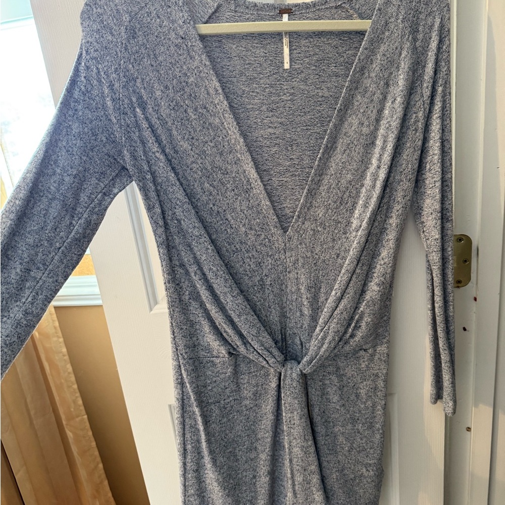 Elegant Gray Knit Dress